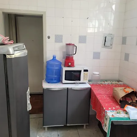 Apartamento na praia forte de 1 quarto, sala, cozinha e 1 banheiro-3
